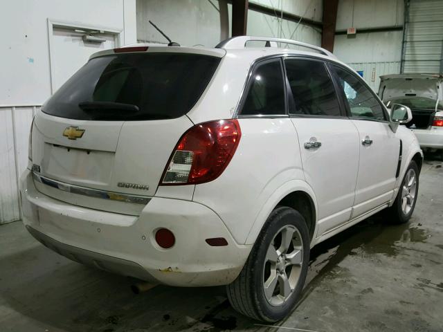 3GNAL4EK1DS608211 - 2013 CHEVROLET CAPTIVA LT WHITE photo 4