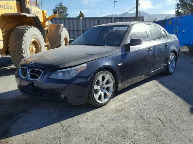 WBANB33545B114844 - 2005 BMW 545 I BLUE photo 2
