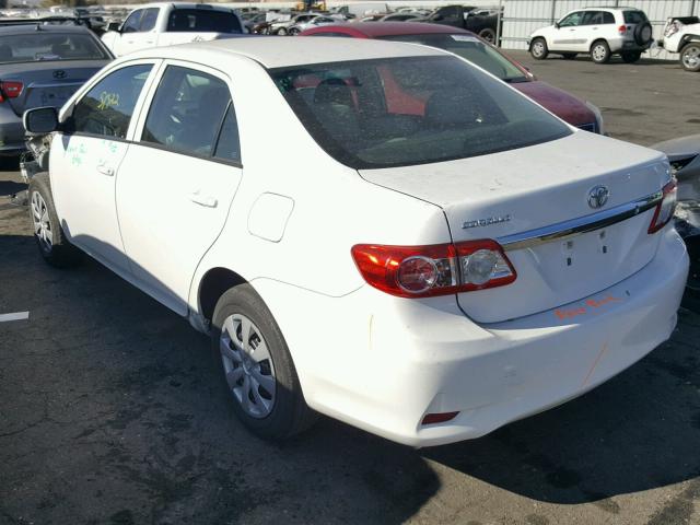 5YFBU4EE3DP173788 - 2013 TOYOTA COROLLA BA WHITE photo 3