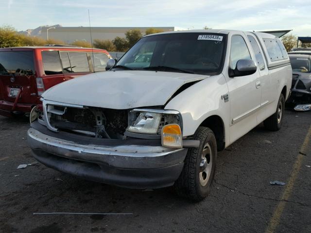 1FTRX17W9XKB08666 - 1999 FORD F150 WHITE photo 2