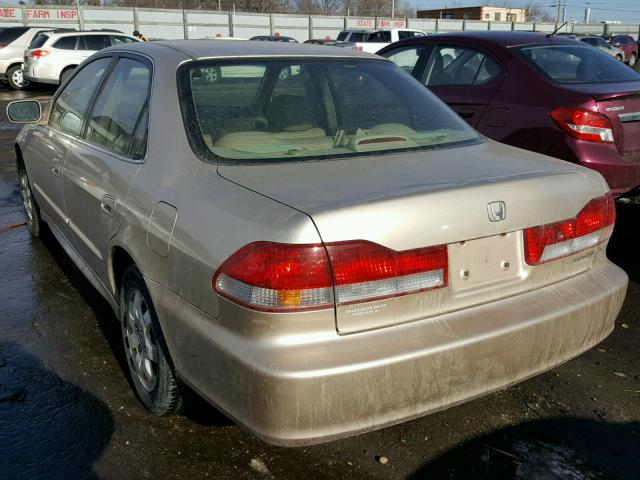 JHMCG56681C012557 - 2001 HONDA ACCORD EX GOLD photo 3