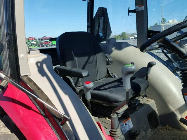 55GCJ00187 - 2015 MAHINDRA AND MAHINDRA TRACTOR RED photo 6