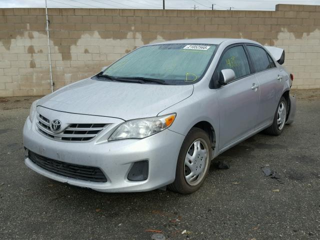 5YFBU4EE2DP181199 - 2013 TOYOTA COROLLA BA SILVER photo 2