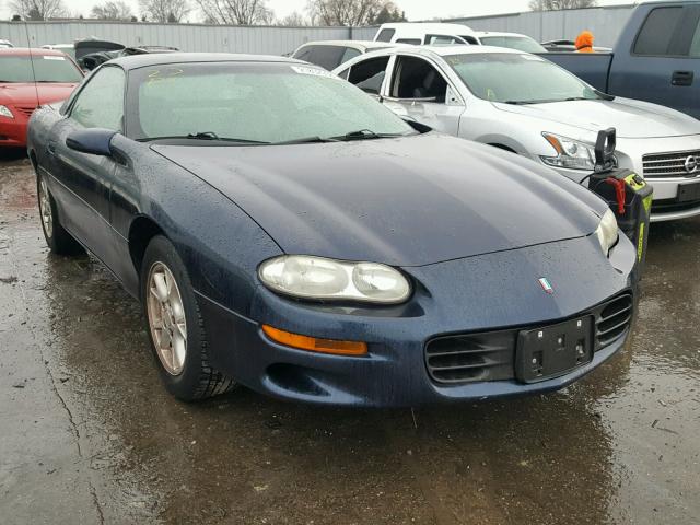 2G1FP22K422133970 - 2002 CHEVROLET CAMARO BLUE photo 1