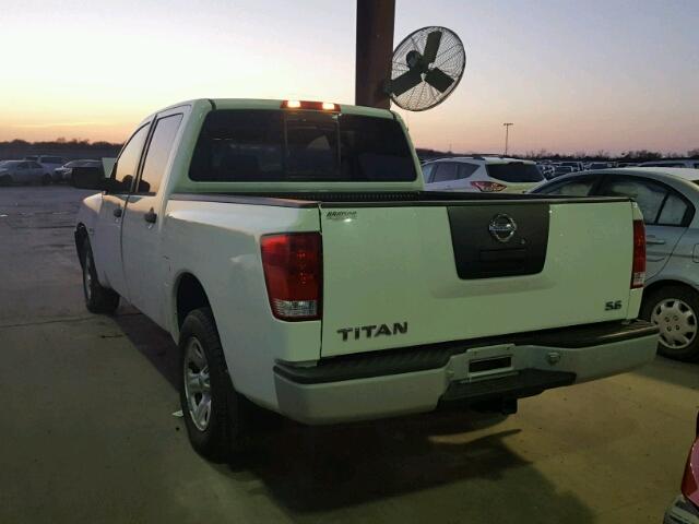 1N6AA07A24N590000 - 2004 NISSAN TITAN XE WHITE photo 3