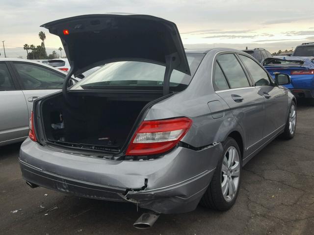 WDDGF54X18R034558 - 2008 MERCEDES-BENZ C 300 SILVER photo 4