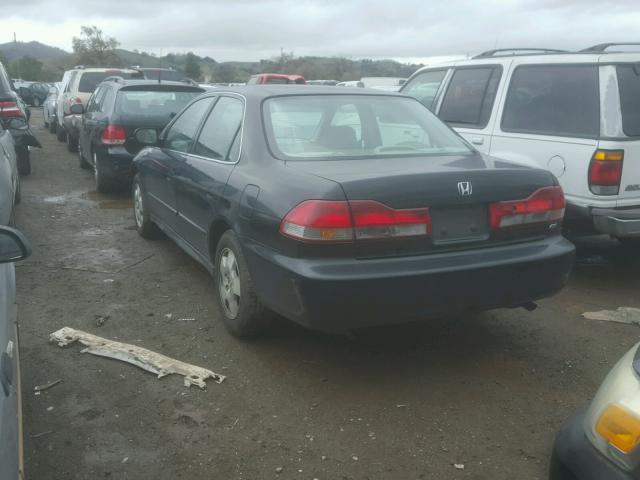 1HGCG16531A069750 - 2001 HONDA ACCORD EX BLACK photo 3