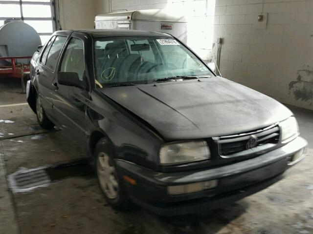 3VWWA81H4TM107481 - 1996 VOLKSWAGEN JETTA TREK BLACK photo 1