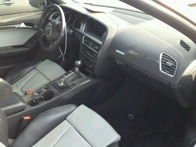 WAUVGAFHXCN007322 - 2012 AUDI S5 PRESTIG WHITE photo 5