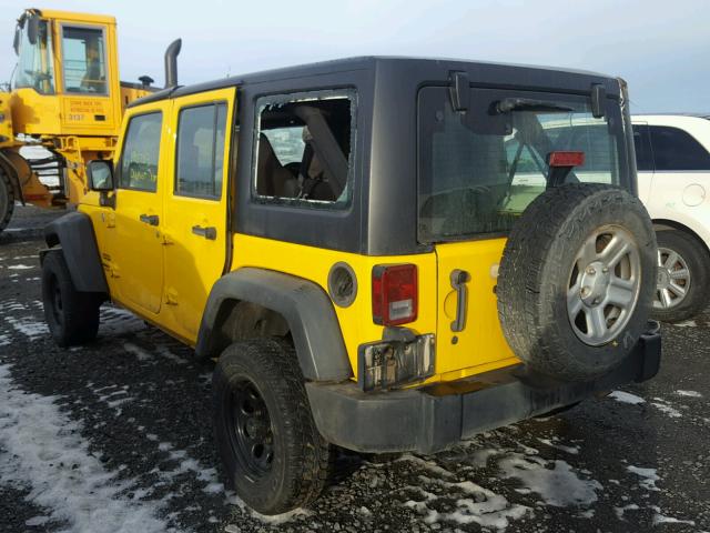 1J4BZ3H13BL545506 - 2011 JEEP WRANGLER U YELLOW photo 3