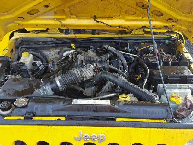 1J4BZ3H13BL545506 - 2011 JEEP WRANGLER U YELLOW photo 7