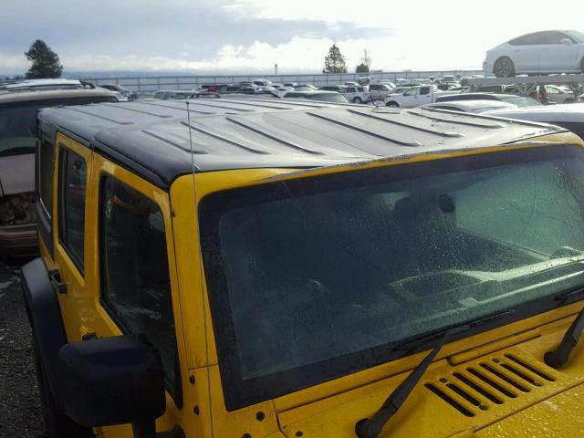 1J4BZ3H13BL545506 - 2011 JEEP WRANGLER U YELLOW photo 9