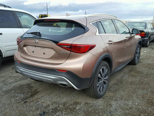 SJKCH5CR7JA050898 - 2018 INFINITI QX30 BASE GOLD photo 4