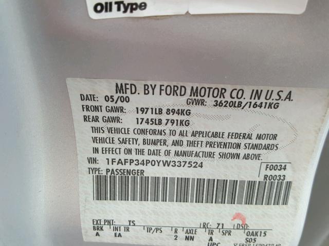 1FAFP34P0YW337524 - 2000 FORD FOCUS SE SILVER photo 10