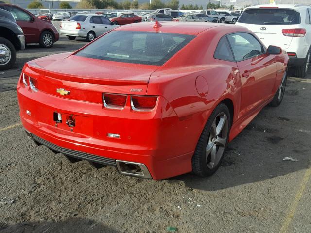 2G1FK1EJ9D9239904 - 2013 CHEVROLET CAMARO 2SS RED photo 4