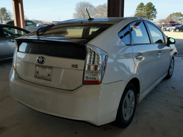 JTDKN3DU1B0296268 - 2011 TOYOTA PRIUS WHITE photo 4