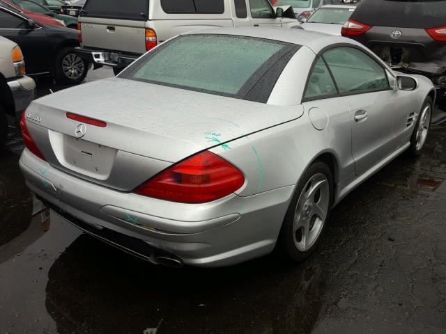 WDBSK75F34F067251 - 2004 MERCEDES-BENZ SL 500 SILVER photo 4