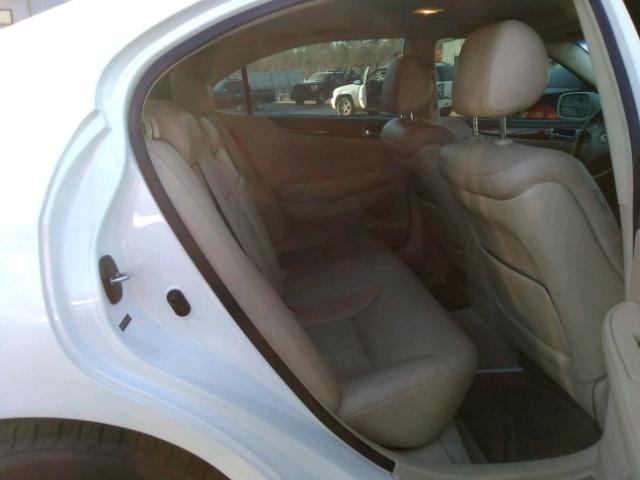 JTHBA30G565168943 - 2006 LEXUS ES 330 WHITE photo 6