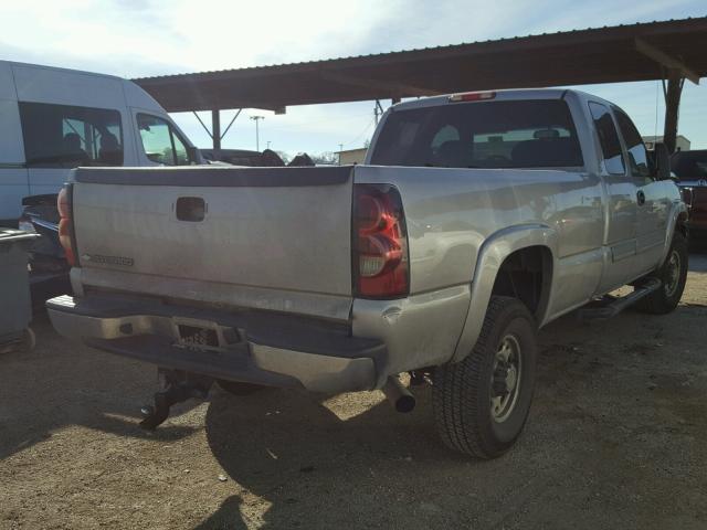 1GCHC29U96E102923 - 2006 CHEVROLET SILVERADO SILVER photo 4