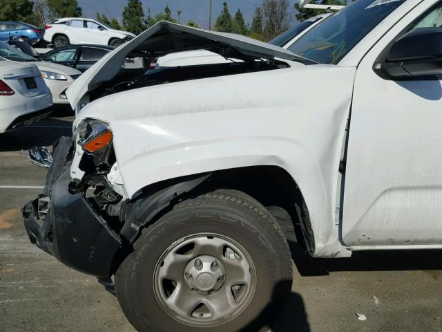 5TFRX5GN7HX096665 - 2017 TOYOTA TACOMA ACC WHITE photo 9