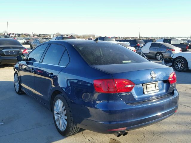 3VWLX7AJ1BM013569 - 2011 VOLKSWAGEN JETTA SEL BLUE photo 3