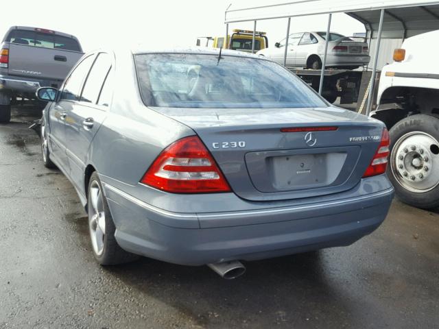 WDBRF40J75A769004 - 2005 MERCEDES-BENZ C 230K SPO BLUE photo 3