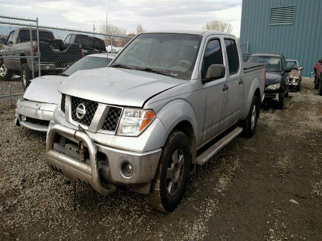 1N6AD09W37C423662 - 2007 NISSAN FRONTIER C SILVER photo 2