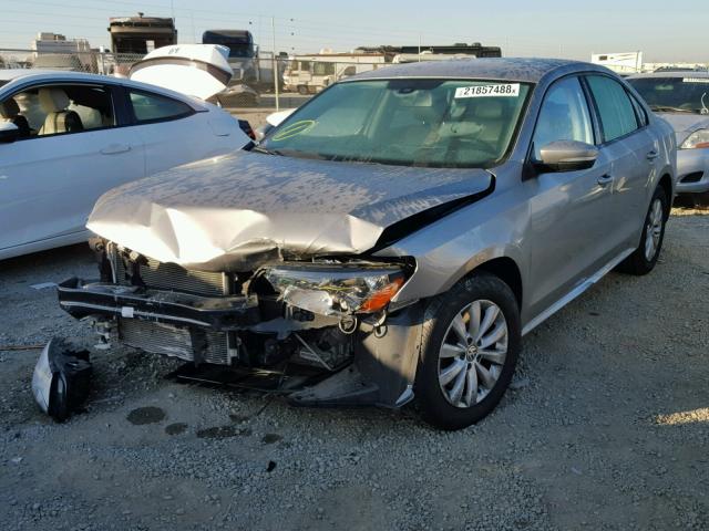 1VWAP7A38EC008402 - 2014 VOLKSWAGEN PASSAT S Gris foto 2