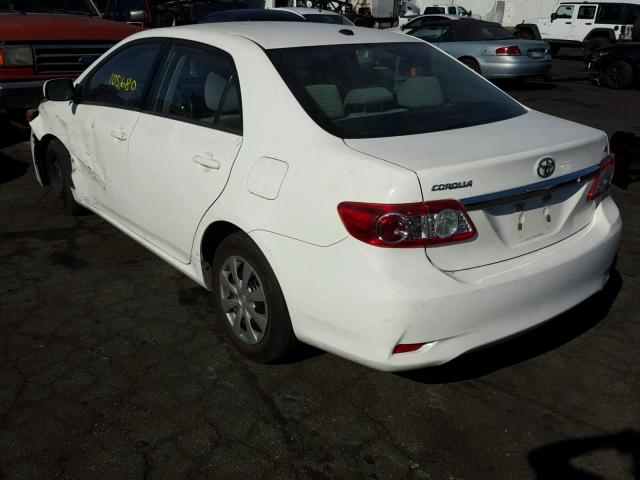 JTDBU4EEXBJ106610 - 2011 TOYOTA COROLLA BA WHITE photo 3