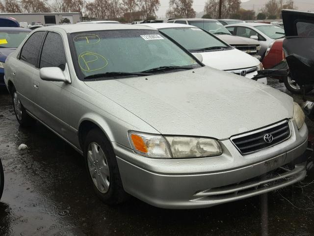 JT2BG22K3Y0513424 - 2000 TOYOTA CAMRY CE SILVER photo 1