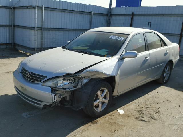 4T1BE32K03U766006 - 2003 TOYOTA CAMRY LE SILVER photo 2