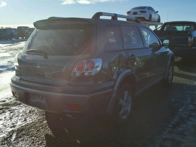 JA4LZ41F54U004812 - 2004 MITSUBISHI OUTLANDER GREEN photo 4