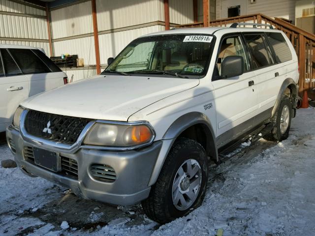 JA4MT31R12J045947 - 2002 MITSUBISHI MONTERO SP WHITE photo 2