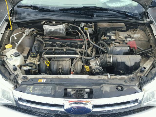 1FAHP35N98W109768 - 2008 FORD FOCUS SE GRAY photo 7