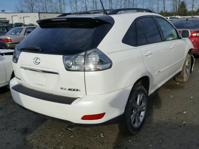 JTJHW31UX72019638 - 2007 LEXUS RX 400H WHITE photo 4