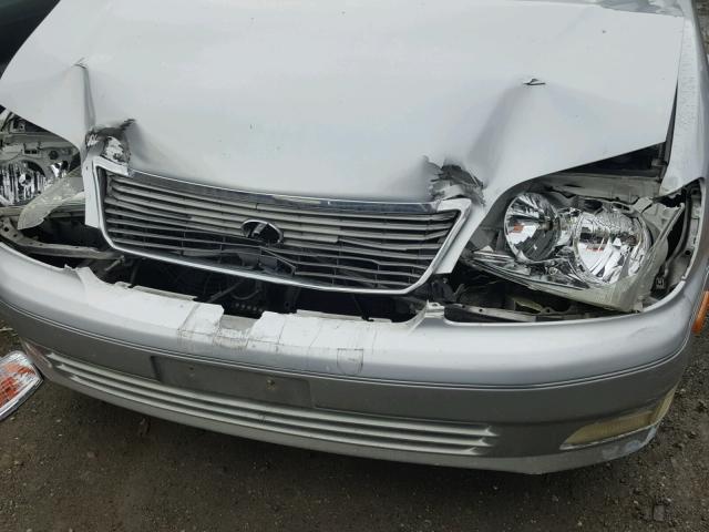 JT8BH28F1W0116207 - 1998 LEXUS LS 400 SILVER photo 9