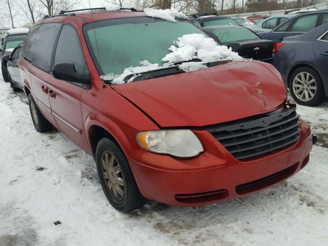 2A4GP54L86R670416 - 2006 CHRYSLER TOWN & COU RED photo 1