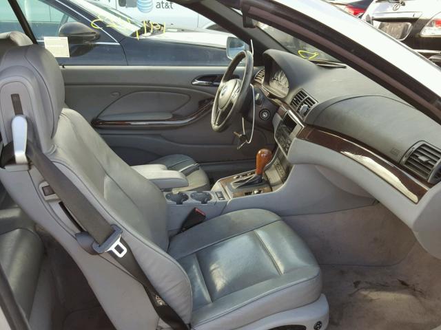 WBABS534X2JU91041 - 2002 BMW 330 CI Silber Foto 5