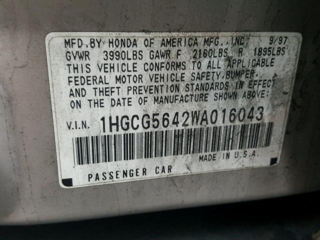 1HGCG5642WA016043 - 1998 HONDA ACCORD LX SILVER photo 10