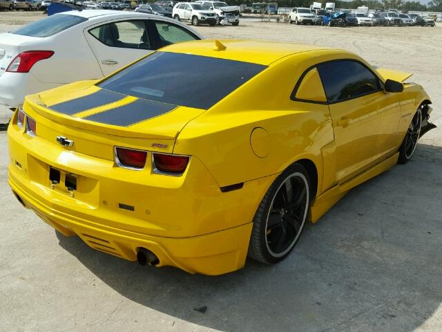 2G1FC1EV6A9220870 - 2010 CHEVROLET CAMARO LT YELLOW photo 4