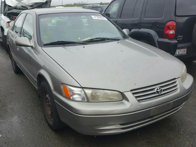 JT2BG22K0W0127444 - 1998 TOYOTA CAMRY CE BEIGE photo 1