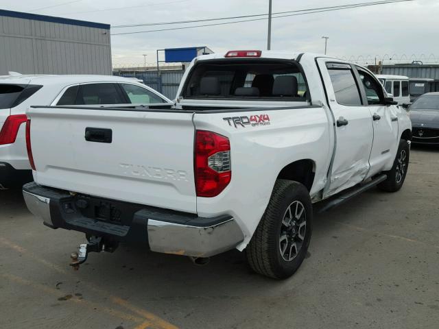 5TFDY5F1XFX436684 - 2015 TOYOTA TUNDRA CRE WHITE photo 4