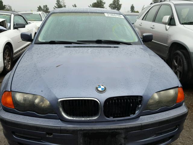 WBAAV33441FU76527 - 2001 BMW 325 I BLUE photo 9