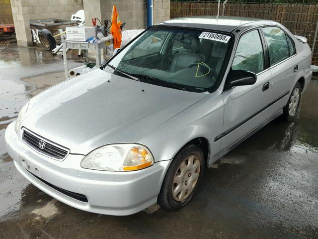 1HGEJ6678WL038501 - 1998 HONDA CIVIC LX SILVER photo 2