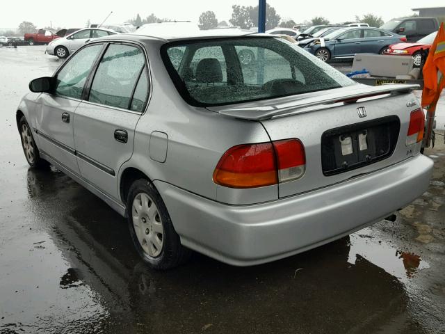 1HGEJ6678WL038501 - 1998 HONDA CIVIC LX SILVER photo 3