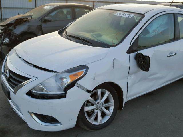 3N1CN7AP1FL907292 - 2015 NISSAN VERSA S WHITE photo 9