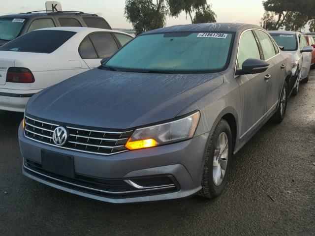 1VWAT7A39GC030469 - 2016 VOLKSWAGEN PASSAT S رمادي صورة 2