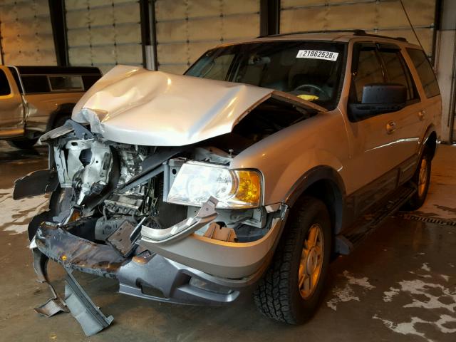 1FMPU15L24LB48999 - 2004 FORD EXPEDITION SILVER photo 2