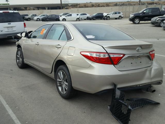 4T1BF1FK8GU201973 - 2016 TOYOTA CAMRY LE ოქროსფერი ფოტო 3