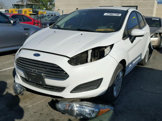 3FADP4AJ9GM143506 - 2016 FORD FIESTA S WHITE photo 2